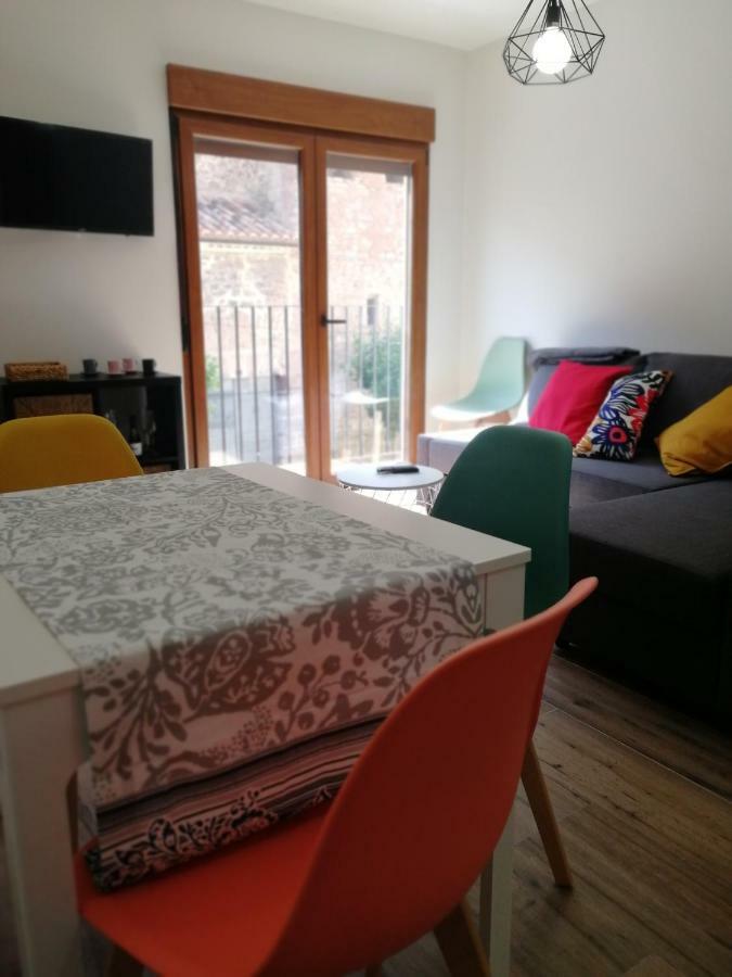 Apartamentos La Reunion Camarena de la Sierra Kültér fotó